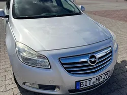 Silber Gebraucht 2010 Opel Insignia Cosmo Limousine | 4.950 € (Guter Preis)