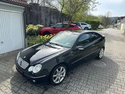 Schwarz Gebraucht 2006 Mercedes C230 Coupé | 5.599 € (Teuer)