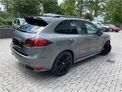 Grau Gebraucht 2013 Porsche Cayenne GTS SUV | 25.800 € (Fairer Preis)
