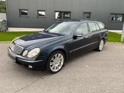 Blau Gebraucht 2003 Mercedes E240 Elegance Kombi | 4.990 € (Guter Preis)