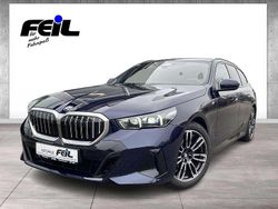 Tansanitblau ii Gebraucht 2024 BMW 520 M Sport Kombi | 49.410 € (Guter Preis)