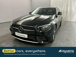 Lackierung: obsidianschwarz Gebraucht 2022 Mercedes E300 AMG line Kombi | 34.980 € (Fairer Preis)