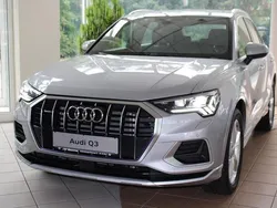 Silber Gebraucht 2022 Audi Q3 Advanced SUV | 38.990 € (Etwas zu teuer)