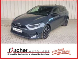 Pentametal Neu 2025 Kia Ceed 4 Limousine | 27.390 € (Etwas zu teuer)