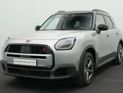 Grau Gebraucht 2024 Mini Countryman SUV | 37.253 € (Fairer Preis)