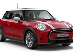 Rot Gebraucht 2022 Mini Cooper Classic Kleinwagen | 24.350 € (Etwas zu teuer)