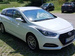 Weiß Gebraucht 2017 Hyundai i40 Style Kombi | 12.000 € (Etwas zu teuer)