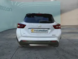 Grau Gebraucht 2023 Nissan Juke N-Connecta SUV | 27.980 € (Etwas zu teuer)