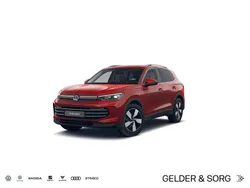 Rot Gebraucht 2024 VW Tiguan Elegance SUV | 43.990 € (Guter Preis)