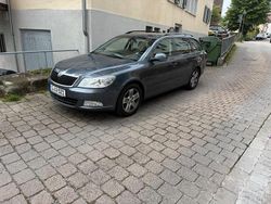 Grau Gebraucht 2007 Skoda Octavia Limousine | 3.500 € (Superpreis)