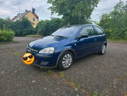 Blau Gebraucht 2004 Opel Corsa Kleinwagen | 701 € (Fairer Preis)