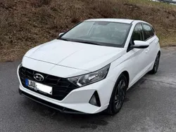 Weiß Gebraucht 2022 Hyundai i20 Limousine | 13.300 € (Guter Preis)