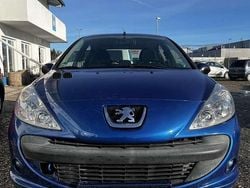 Blau Gebraucht 2010 Peugeot 206+ Kleinwagen | 2.500 € (Guter Preis)