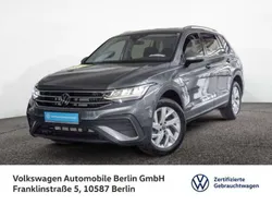 Platinum grey metallic Gebraucht 2024 VW Tiguan Allspace Life SUV | 36.233 € (Fairer Preis)