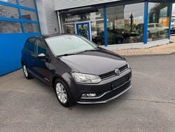 Grau Gebraucht 2016 VW Polo Comfortline Kleinwagen | 8.499 € (Fairer Preis)