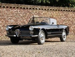 Schwarz Gebraucht 1961 Alfa Romeo 2000 Cabrio | 119.500 €