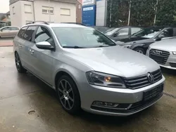 Silber Gebraucht 2012 VW Passat Limousine | 7.400 € (Guter Preis)