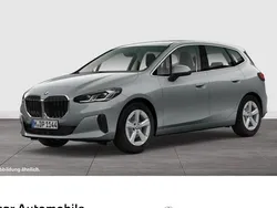 Grau Gebraucht 2022 BMW 218 Luxury Line Kombi | 26.290 € (Guter Preis)