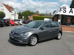 Grau Gebraucht 2017 VW Golf VII Comfortline Limousine | 8.399 € (Guter Preis)