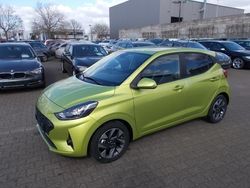 Grün Neu 2025 Hyundai i10 Kleinwagen | 17.990 € (Fairer Preis)