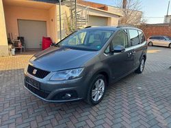 Grau Gebraucht 2015 Seat Alhambra Style Van / Kleinbus | 12.999 € (Fairer Preis)
