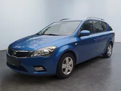 Blau Gebraucht 2010 Kia Ceed Sportswagon Vision Kombi | 3.550 € (Guter Preis)