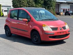 Rot Gebraucht 2006 Renault Modus Van / Kleinbus | 990 € (Superpreis)