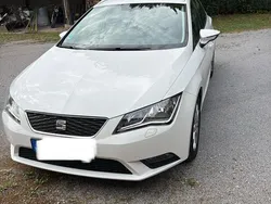 Weiß Gebraucht 2014 Seat Leon ST Style Kombi | 10.500 € (Fairer Preis)