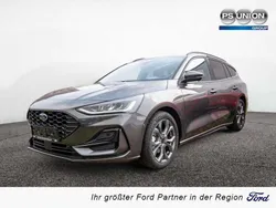 Magnetic grau Neu 2025 Ford Focus ST-Line Kombi | 26.990 € (Guter Preis)