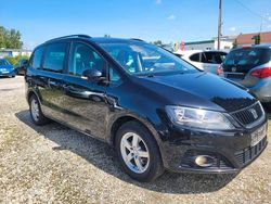 Schwarz Gebraucht 2011 Seat Alhambra Reference Van / Kleinbus | 7.490 € (Fairer Preis)