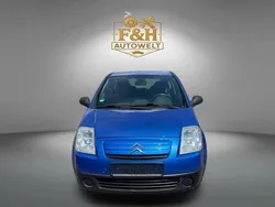 Blau Gebraucht 2009 Citroën C2 Kleinwagen | 1.990 €