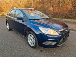Blau Gebraucht 2011 Ford Focus Limousine | 1.900 € (Guter Preis)