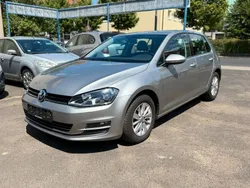 Silber Gebraucht 2016 VW Golf VII Comfortline Limousine | 8.900 € (Guter Preis)