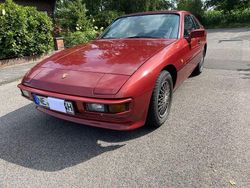 Rot Gebraucht 1983 Porsche 924 Coupé | 9.924 €