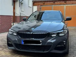 Grau Gebraucht 2021 BMW 320 M Sport Kombi | 30.500 € (Guter Preis)