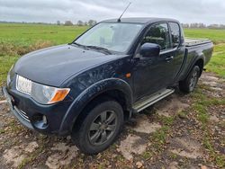 Blau Gebraucht 2008 Mitsubishi L200 Abholung | 7.000 € (Guter Preis)