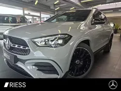 Manufaktur lack manufaktur alpingrau uni Gebraucht 2025 Mercedes GLA180 AMG SUV | 44.888 € (Teuer)