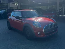 Blazing red ii metallic Gebraucht 2015 Mini One D Kleinwagen | 9.975 € (Fairer Preis)