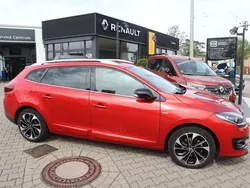 Rot Gebraucht 2015 Renault Mégane III Bose Edition Limousine | 10.890 € (Teuer)