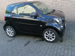 Schwarz Gebraucht 2017 Smart ForTwo Coupé Kleinwagen | 11.250 € (Fairer Preis)