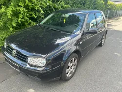 Schwarz Gebraucht 2003 VW Golf IV Limousine | 850 € (Superpreis)