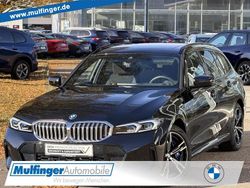 Black sapphire Gebraucht 2024 BMW 330e M Sport Kombi | 45.700 € (Fairer Preis)