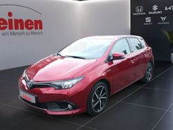 Rot Gebraucht 2019 Toyota Auris Hybrid Team Limousine | 16.499 € (Fairer Preis)