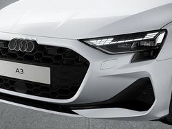 Weiß Gebraucht 2025 Audi A3 Sportback Kleinwagen | 39.949 € (Etwas zu teuer)