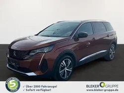 Copperbraun Gebraucht 2023 Peugeot 5008 Allure Van / Kleinbus | 32.880 € (Teuer)