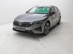 Andere farbe Gebraucht 2022 Skoda Octavia RS Kombi | 56.670 €