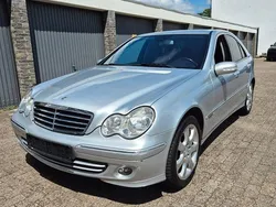 Silber Gebraucht 2005 Mercedes C180 Limousine | 3.990 € (Fairer Preis)