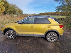 Gold Gebraucht 2022 VW T-Roc Active SUV | 28.000 € (Fairer Preis)