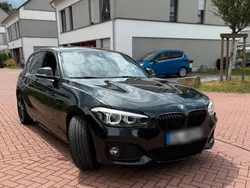 Schwarz Gebraucht 2017 BMW 120 Kleinwagen | 20.000 € (Teuer)