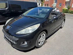 Farbe schwarz obsidien/metalli Gebraucht 2011 Peugeot 207 CC Premium Cabrio | 4.990 € (Fairer Preis)